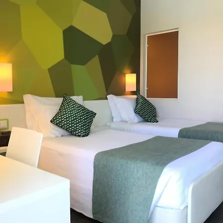 3k Aeroporto Hotel Distrikt Faro